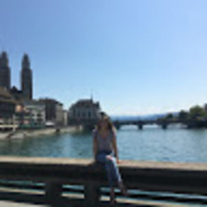 Meet your Posher, Stephanie